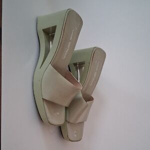 Via Spiga Women's Light Green Mules